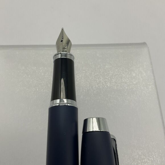 Fountain Pen Parker Core Line Royal Blue No Ink - Picture 2 of 8